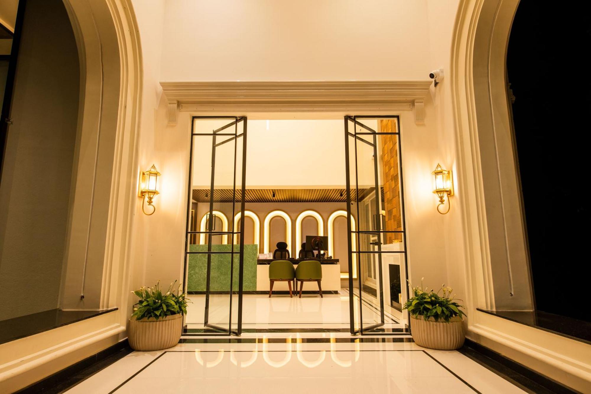 Hotel Mysore Radiance Kültér fotó